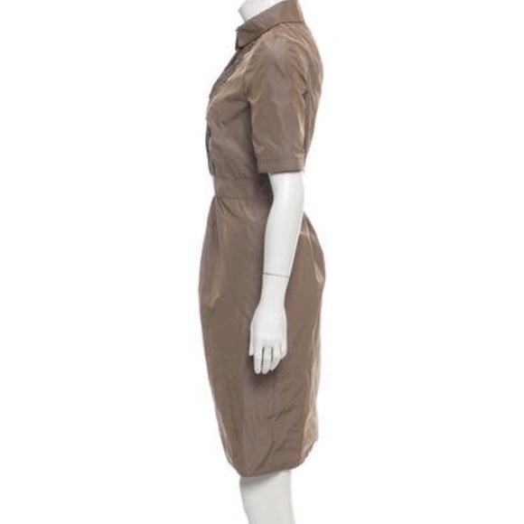 Burberry Ruffle Iredescent dress in taupe-NWOT - Picture 4 of 5